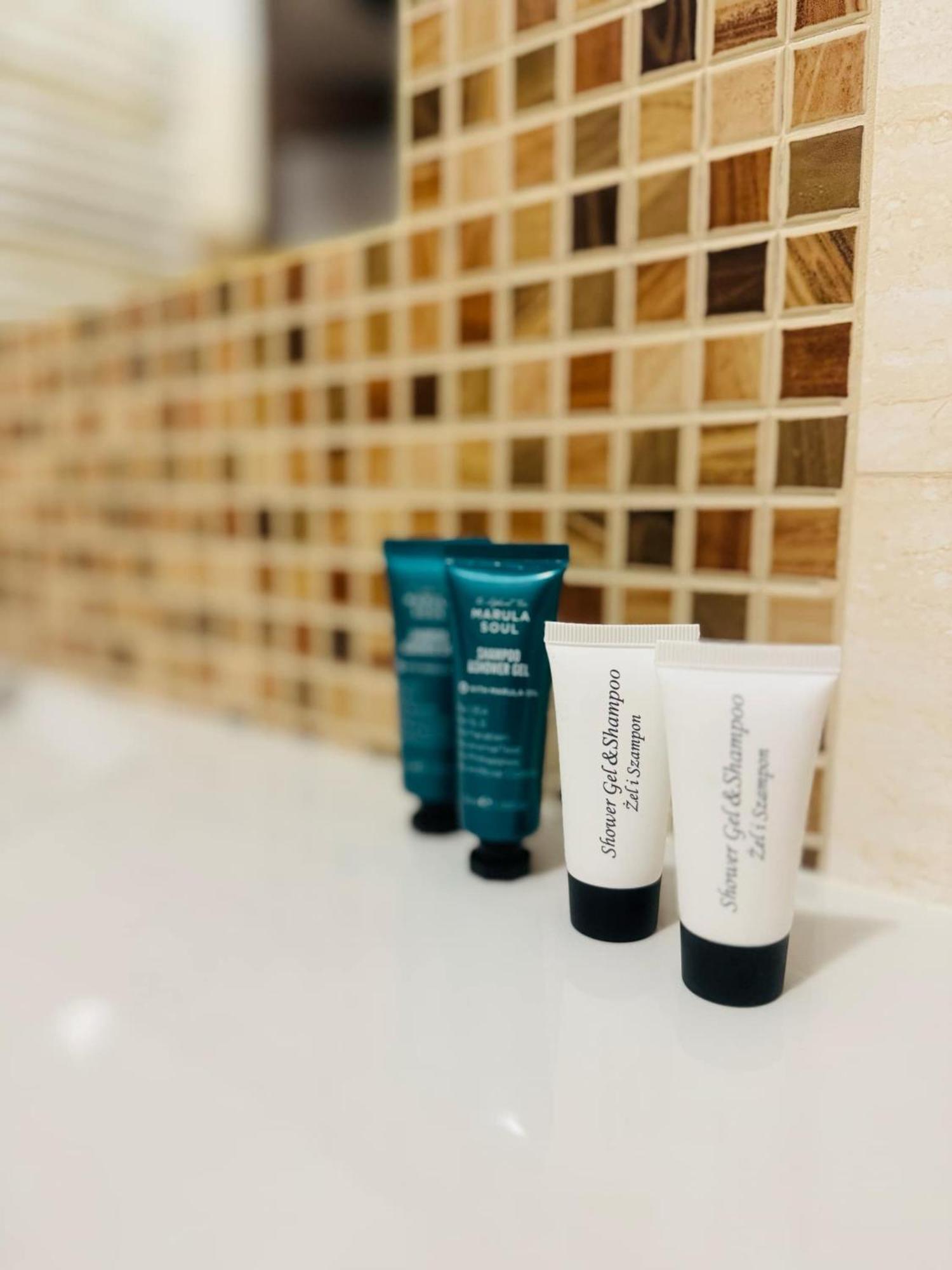 Magiczna Farma Hotel Obiady Maka I Magia Zambrow Ngoại thất bức ảnh